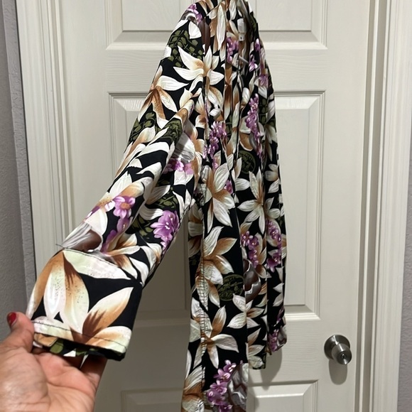 Ukulele Aloha Shirt – Black Button Down Long Sleeve size medium - Picture 4 of 6